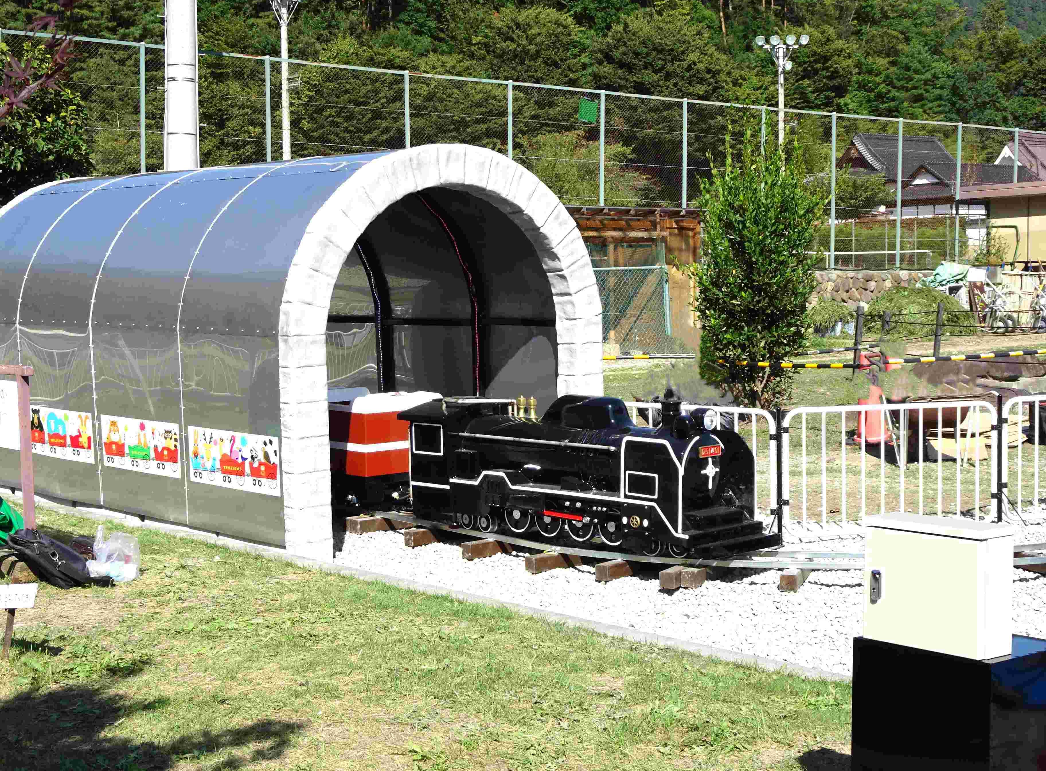 トンネル